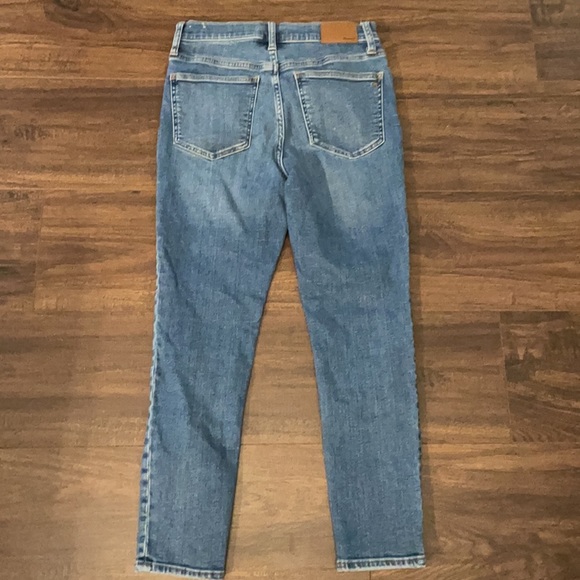 Madewell 9” Mid-Rise Skinny Crop Jeans - Picture 11 of 13